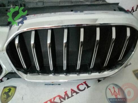 BMW 5 Serisi Ön Panjur 5SERISI çıkma parça