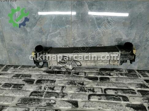 BMW 5 Serisi Intercooler Radyatörü 17518576510 çıkma parça