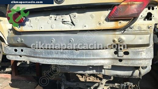 BMW 7 Serisi Arka Tampon Demiri çıkma parça