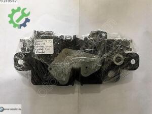 BMW 750 GÖVDE BAGAJ KAPAĞI KİLİDİ ( ORJİNAL )