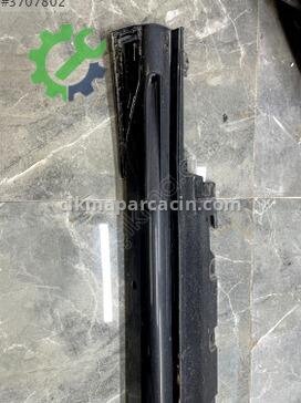 BMW 7 Serisi Sağ Marşpiyel Sacı 51779464162 çıkma parça