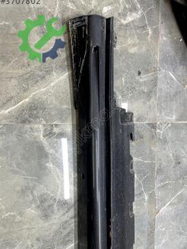 BMW 7 Serisi Sağ Marşpiyel Sacı 51779464162 çıkma parça