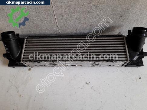 BMW 3 Serisi Intercooler Radyatörü çıkma parça