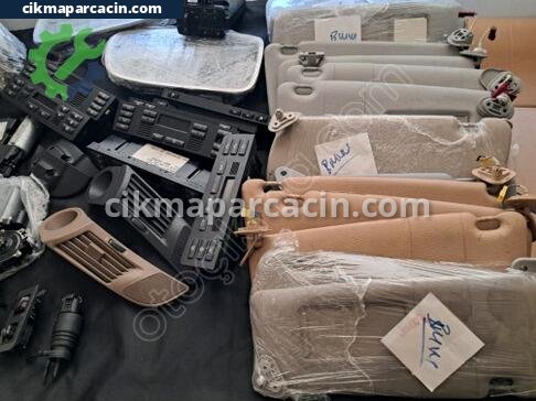 BMW 3 Serisi Trim çıkma parça