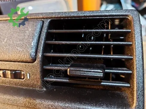 BMW 3 Serisi Sağ Torpido çıkma parça