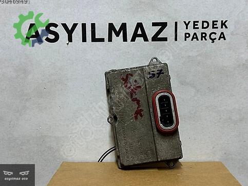 BMW 2 Serisi Far Beyni 5DV008290-00 çıkma parça