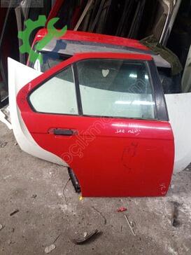 BMW 3 Serisi Sağ Arka Kapı çıkma parça