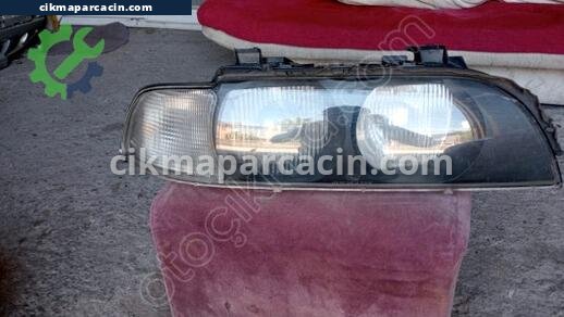 BMW 5 Serisi Sağ Ön Far çıkma parça