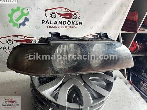 BMW 5 Serisi Sağ Ön Far çıkma parça