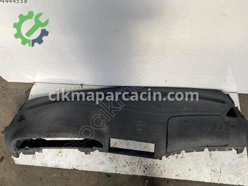 BMW 3 Serisi Torpido çıkma parça