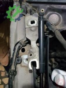Bmw E46 Kaput Sağ Menteşe Hatasız Orjnial Çıkma