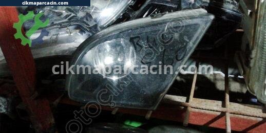 BMW 5 Serisi Sağ Ön Far çıkma parça