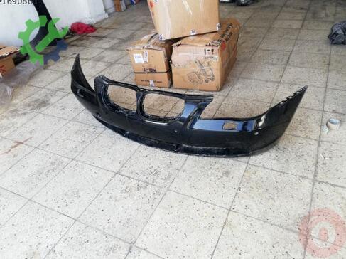 BMW 5 Serisi Ön Tampon çıkma parça