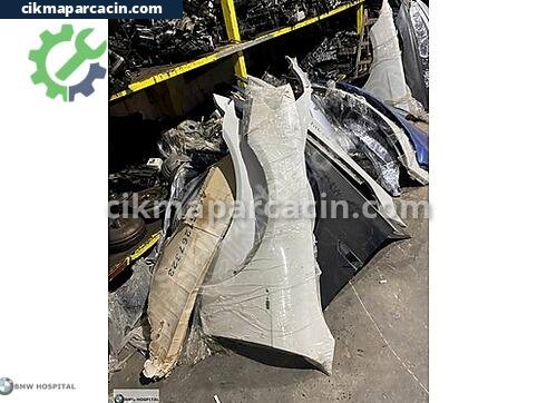 BMW 7 Serisi Sol Ön Çamurluk çıkma parça
