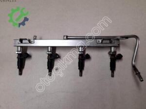BMW E87 1.16 BENZİNLİ ENJEKTÖR VE KÜTÜĞÜ KOMPLE
