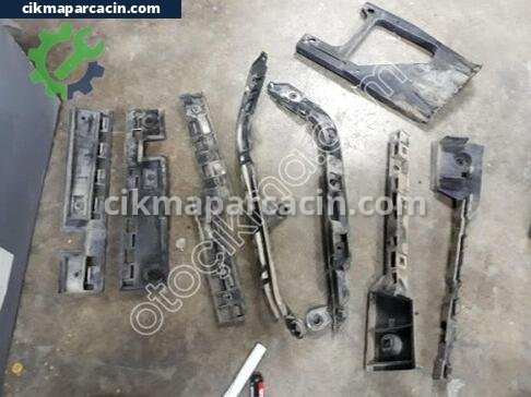 BMW 1 Serisi Tampon Braketi çıkma parça