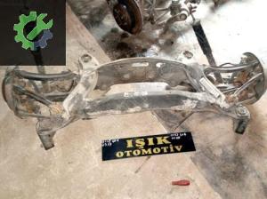 Bmw e87 arka torsiyon çıkma orjinal