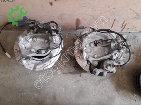 BMW 1 Serisi Taşıyıcı/Aks Taşıyıcı çıkma parça