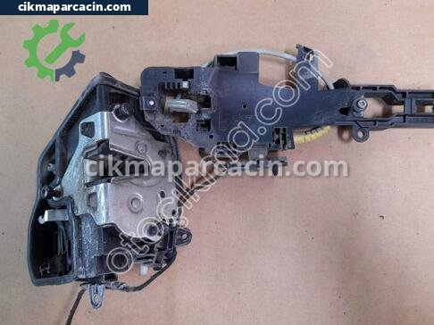 BMW 1 Serisi Sağ Ön Kapı Kilidi çıkma parça