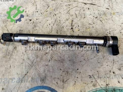 BMW 3 Serisi Enjektör Kütüğü çıkma parça