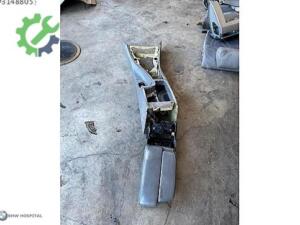 BMW E90 E92 E93 ORTA KONSOL GRİ TERTEMİZ