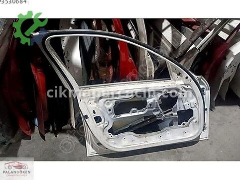 BMW 3 Serisi Sağ Kapı çıkma parça