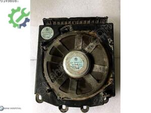 BMW E90 KOLTU ALTI SUBWOOFER SOL ( ORJİNAL )