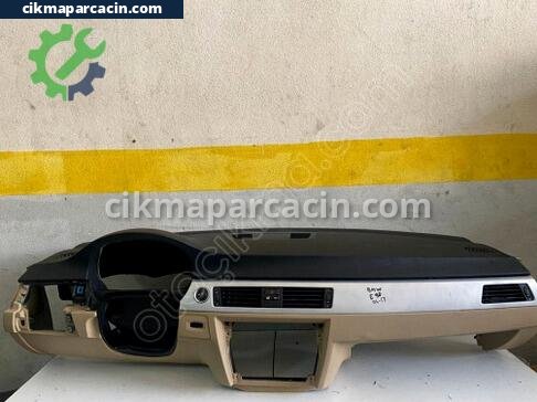 BMW 5 Serisi Torpido çıkma parça