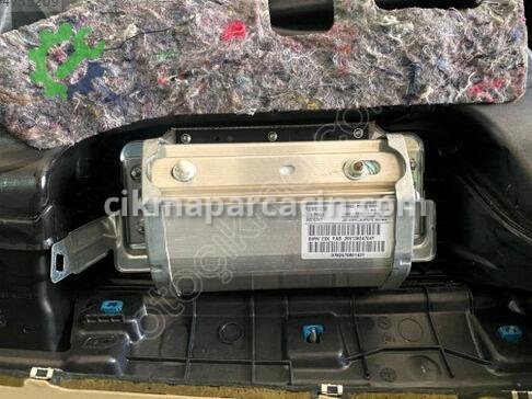 BMW 5 Serisi Torpido çıkma parça