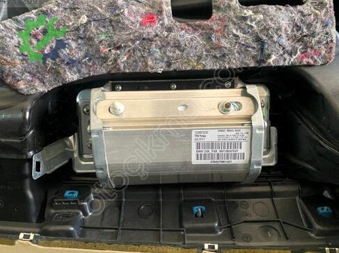 BMW 5 Serisi Torpido çıkma parça