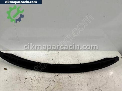 BMW 3 Serisi Ön Cam Izgarası çıkma parça