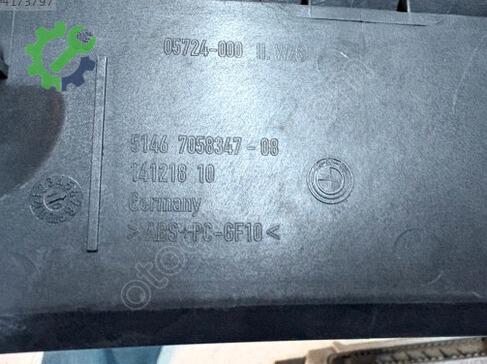 BMW 3 Serisi Ön Cam Izgarası 51447058347 çıkma parça
