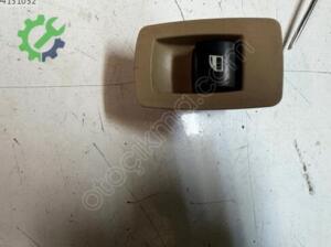BMW E90 SAĞ ÖN CAM DÜĞMESİ