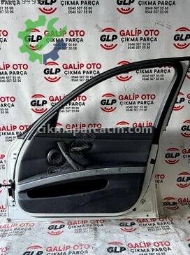 BMW 3 Serisi Sağ Ön Kapı çıkma parça