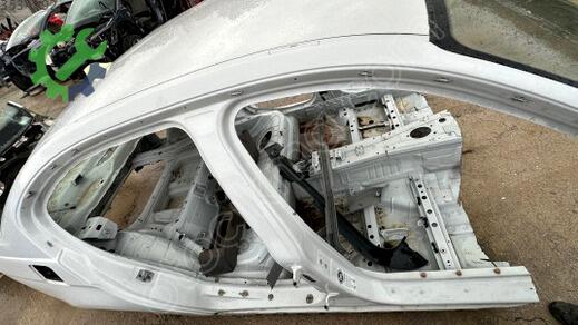 BMW Tavan çıkma parça