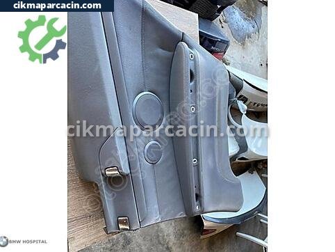 BMW 3 Serisi Kapı Döşemesi çıkma parça