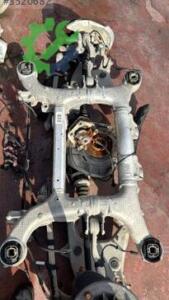 BMW F10 ARKA TRAVERS ORJINAL
