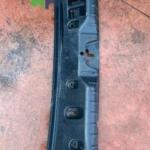 BMW F10 BAGAJ BAKALİTİ