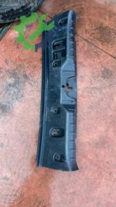BMW F10 BAGAJ BAKALİTİ