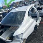 BMW F10 BEYAZ SAĞ KESME MARŞPİYEL ORJİNAL CIKMA