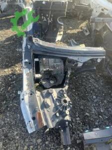 BMW F10 BEYAZ SAĞ ON BUT KESME ORJİNAL ÇIKMA