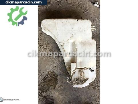 BMW 7 Serisi Cam Suyu Deposu çıkma parça