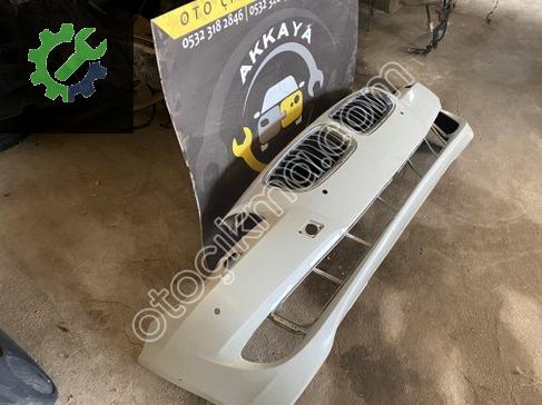 BMW 5 Serisi Ön Tampon 51117200712 çıkma parça
