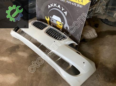 BMW 5 Serisi Ön Tampon 51117200712 çıkma parça