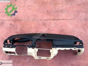 BMW F10 GÖĞÜSLÜK SİYAH KREM