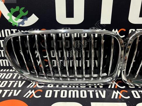 BMW 5 Serisi Ön Panjur çıkma parça