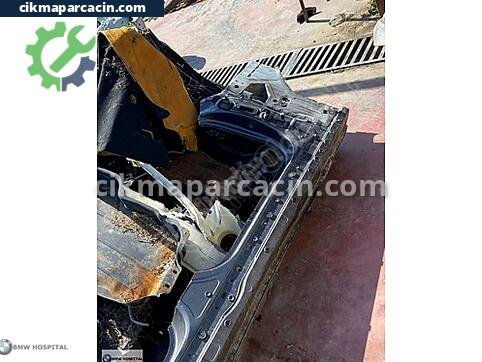 BMW 5 Serisi Sağ Marşpiyel Sacı çıkma parça