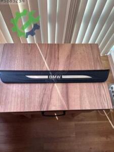 BMW F10 SAĞ ÖN KAPI EŞİĞİ