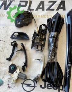 BMW F10 SAĞ ÖN KAPI PARÇALARI FİTİL KAPI KOLU VS.