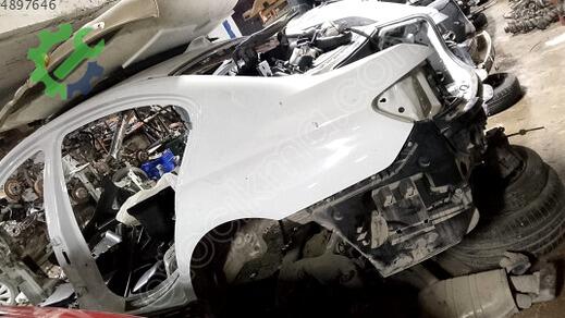 BMW 5 Serisi Sol Arka Çamurluk çıkma parça